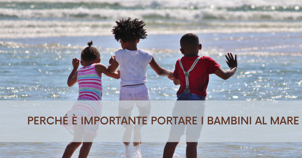 bambini al mare